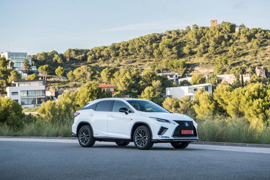  Lexus RX450h F-Sport 2019 года  (WW) (фото 32 из 42)